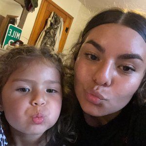 Meet your Posher, Liegha